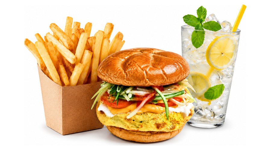 Set Burger Kenyang: burger, fries and a lemonade