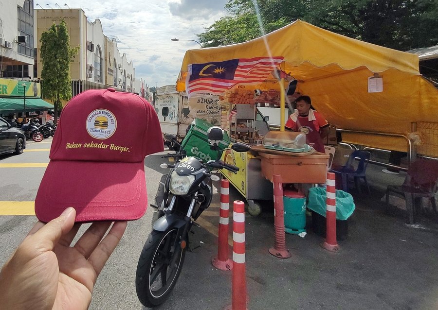 Standard Burger stall in front of BSN Setiawangsa